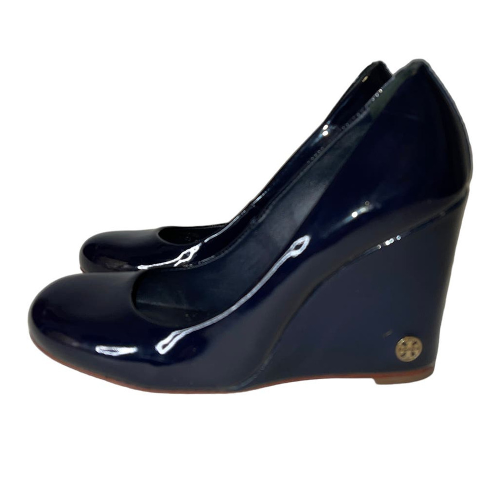 Tory Burch Dark Midnight Blue Round Toe Patent Leather Wedge Heel Size 6.5 - Picture 4 of 12